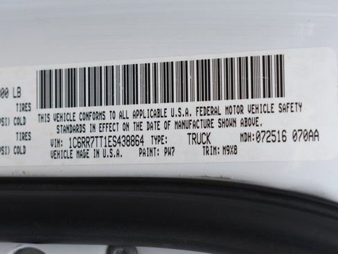 Used 2014 RAM 1500 Classic SLT w/ Protection Group image 33