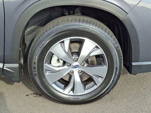 Certified 2025 Subaru Ascent Premium w/ Popular Package #1 image 8