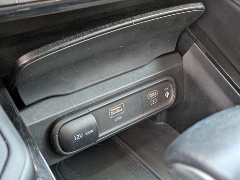 Used 2025 Kia Telluride S AWD/4WD image 34