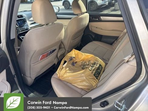 Used 2019 Subaru Outback 2.5i Premium image 10