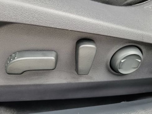 Certified 2025 Subaru Legacy Premium AWD/4WD image 17