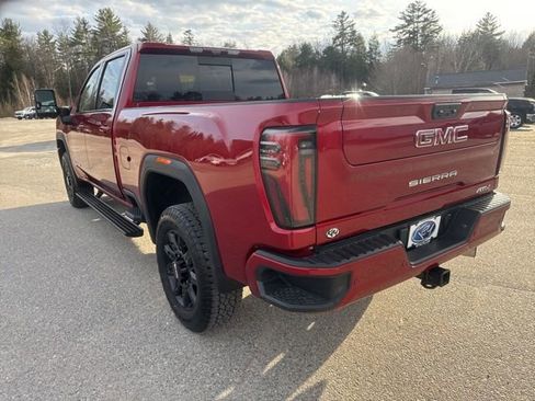 Used 2024 GMC Sierra 2500 AT4 w/ AT4 Premium Plus Package image 4
