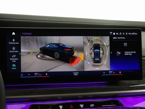 Used 2023 BMW 760i xDrive image 28