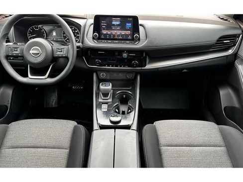 Used 2022 Nissan Rogue SV AWD/4WD image 12