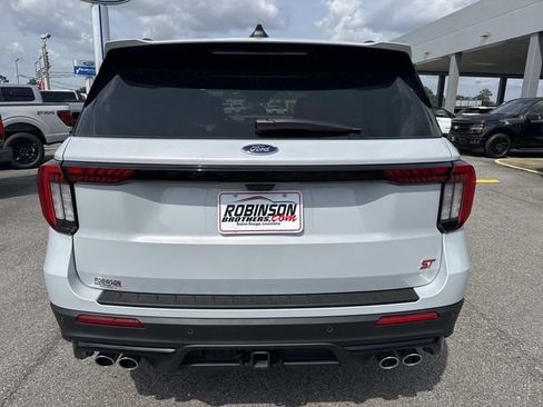 New 2026 Ford Explorer ST w/ Sun And Sound Package RWD image 6