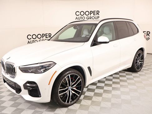 Used 2023 BMW X5 xDrive40i w/ M Sport Package AWD/4WD image 11