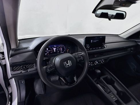 Used 2023 Honda Accord LX image 9