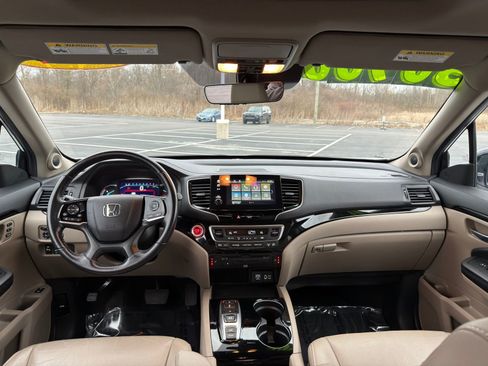 Used 2022 Honda Pilot Touring image 31
