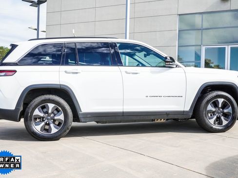Used 2024 Jeep Grand Cherokee Limited 4xe image 8