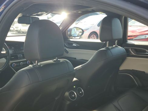 Used 2020 Alfa Romeo Giulia Ti Sport image 14