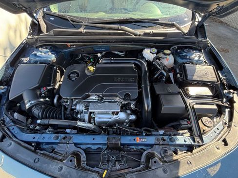 Used 2024 Chevrolet Malibu LT image 36