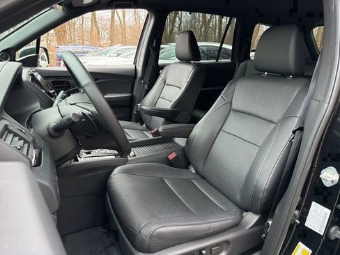 Used 2023 Honda Passport Elite image 17