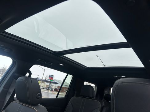 New 2026 Chevrolet Traverse High Country image 26