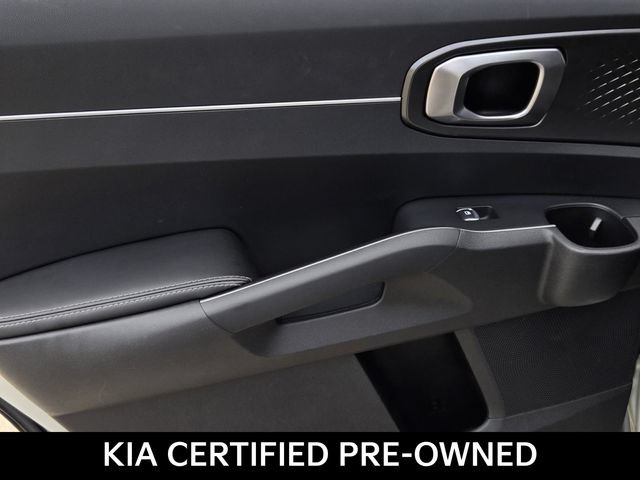 Certified 2026 Kia Sorento LX FWD image 10