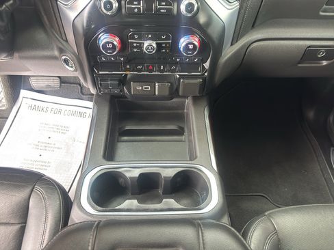 Used 2020 GMC Sierra 1500 SLT image 23