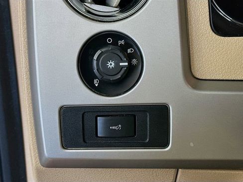 Used 2013 Ford F150 Lariat w/ Luxury Equipment Group image 12