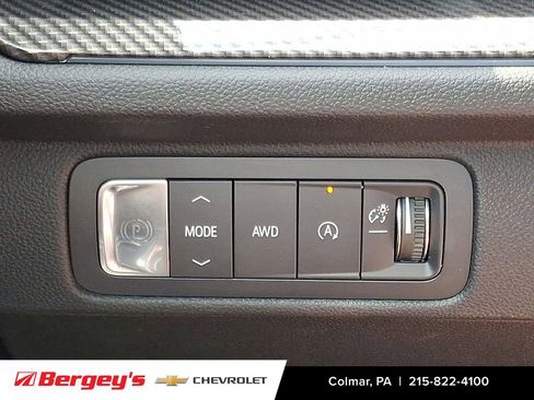 Certified 2025 Chevrolet Traverse High Country image 38
