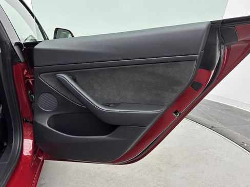 Used 2021 Tesla Model 3 Standard Range Plus image 32