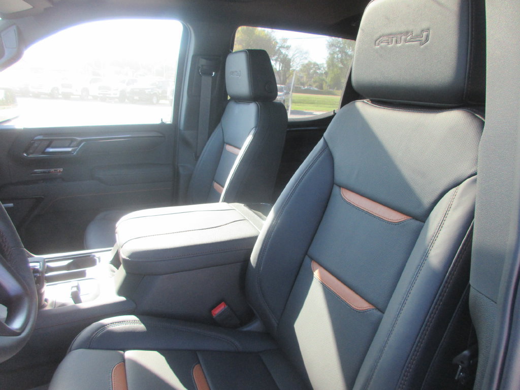 New 2026 GMC Sierra 1500 AT4 w/ AT4 Premium Package AWD/4WD image 12