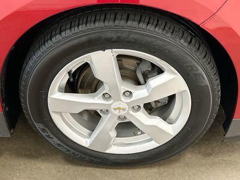 Used 2013 Chevrolet Volt w/ Enhanced Safety Package 2 FWD image 5