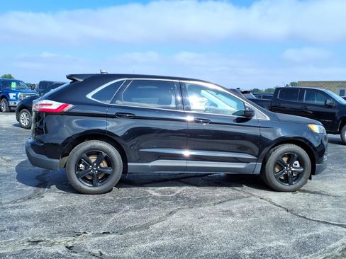 Used 2024 Ford Edge SEL w/ Convenience Package AWD/4WD image 2