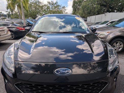 Used 2021 Ford Escape SEL w/ Equipment Group 302A AWD/4WD image 2