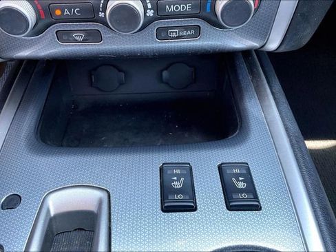 Used 2017 Nissan Pathfinder SL w/ SL Tech Package FWD image 30