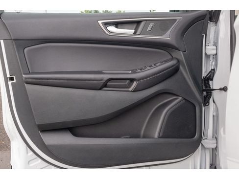 Used 2022 Ford Edge SEL w/ Convenience Package AWD/4WD image 18