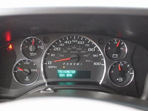 Used 2023 GMC Savana 2500 w/ Driver Convenience Package image 18