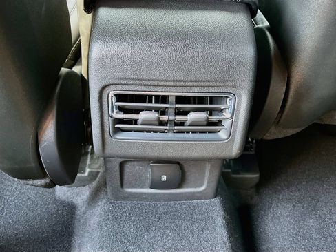 Used 2026 Lincoln Corsair Premiere AWD/4WD image 25