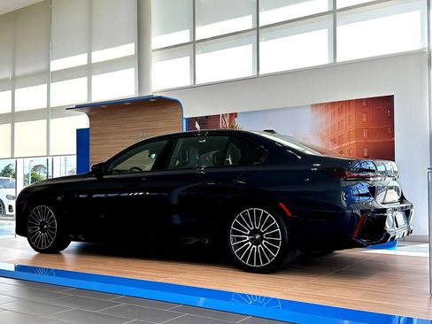 New 2026 BMW 740i xDrive w/ Executive Package AWD/4WD image 5