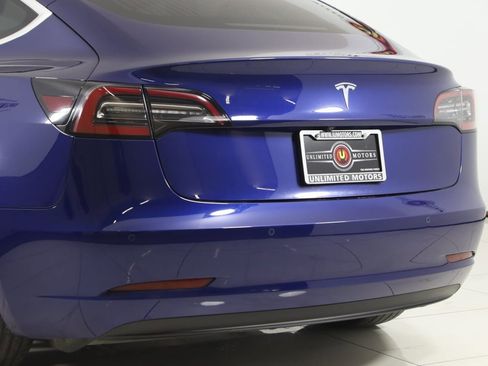 Used 2020 Tesla Model 3 Standard Range image 24