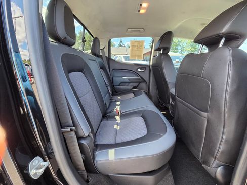 Used 2015 Chevrolet Colorado Z71 AWD/4WD image 27