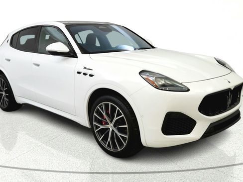Used 2023 Maserati Grecale Modena AWD/4WD image 1