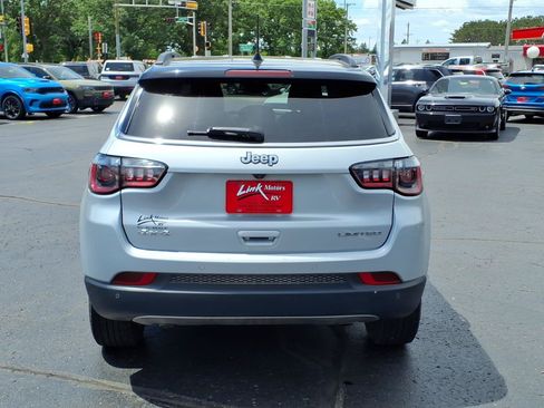 Used 2024 Jeep Compass Limited AWD/4WD image 5