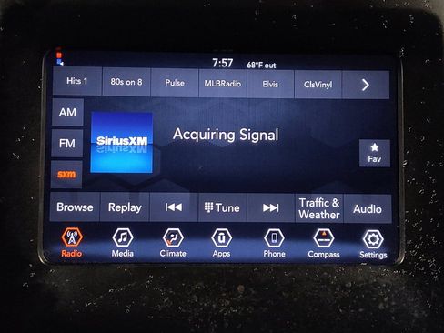 Used 2019 Jeep Cherokee Latitude Plus FWD image 25