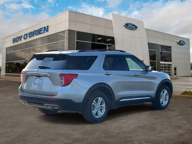 Certified 2020 Ford Explorer XLT w/ Equipment Group 202A AWD/4WD image 5