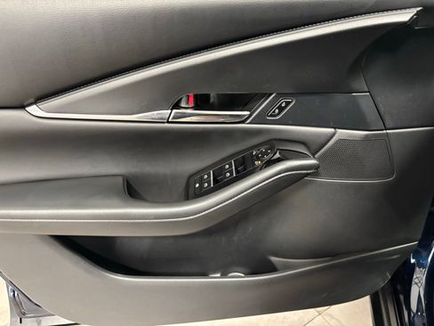 Certified 2025 MAZDA CX-30 AWD 2.5 S w/ Preferred Package image 16