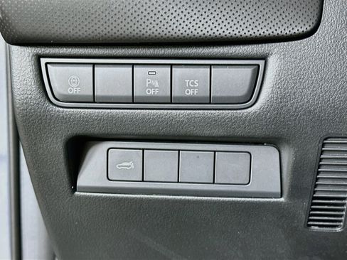 Used 2026 MAZDA CX-50 AWD 2.5 S w/ Preferred Pkg image 17