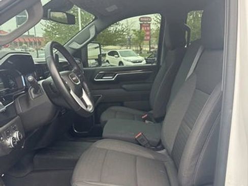 Used 2025 GMC Sierra 2500 SLE w/ Max Trailering Package image 29