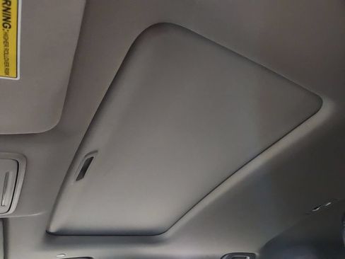 Used 2025 Honda CR-V EX-L image 47
