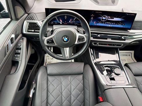 Used 2024 BMW X5 sDrive40i w/ M Sport Package RWD image 16