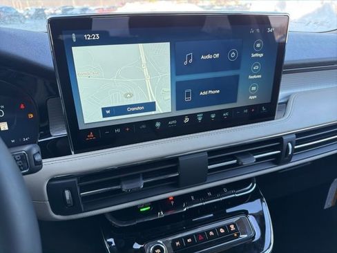 New 2026 Lincoln Corsair Premiere AWD/4WD image 11