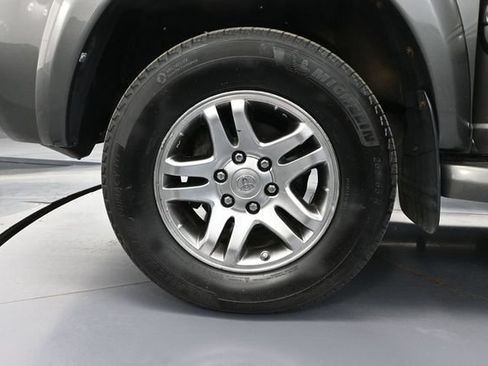 Used 2005 Toyota Sequoia Limited AWD/4WD image 15