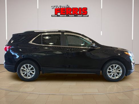Used 2019 Chevrolet Equinox LT w/ Sun & Navigation Package FWD image 6