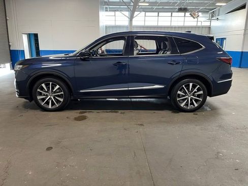 Used 2025 Acura MDX SH-AWD w/ Technology Package image 6
