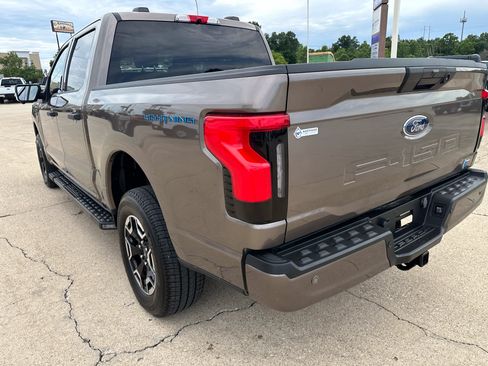 Used 2023 Ford F150 Lightning XLT AWD/4WD image 6