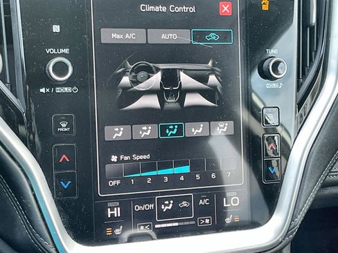 Used 2021 Subaru Outback Limited image 25