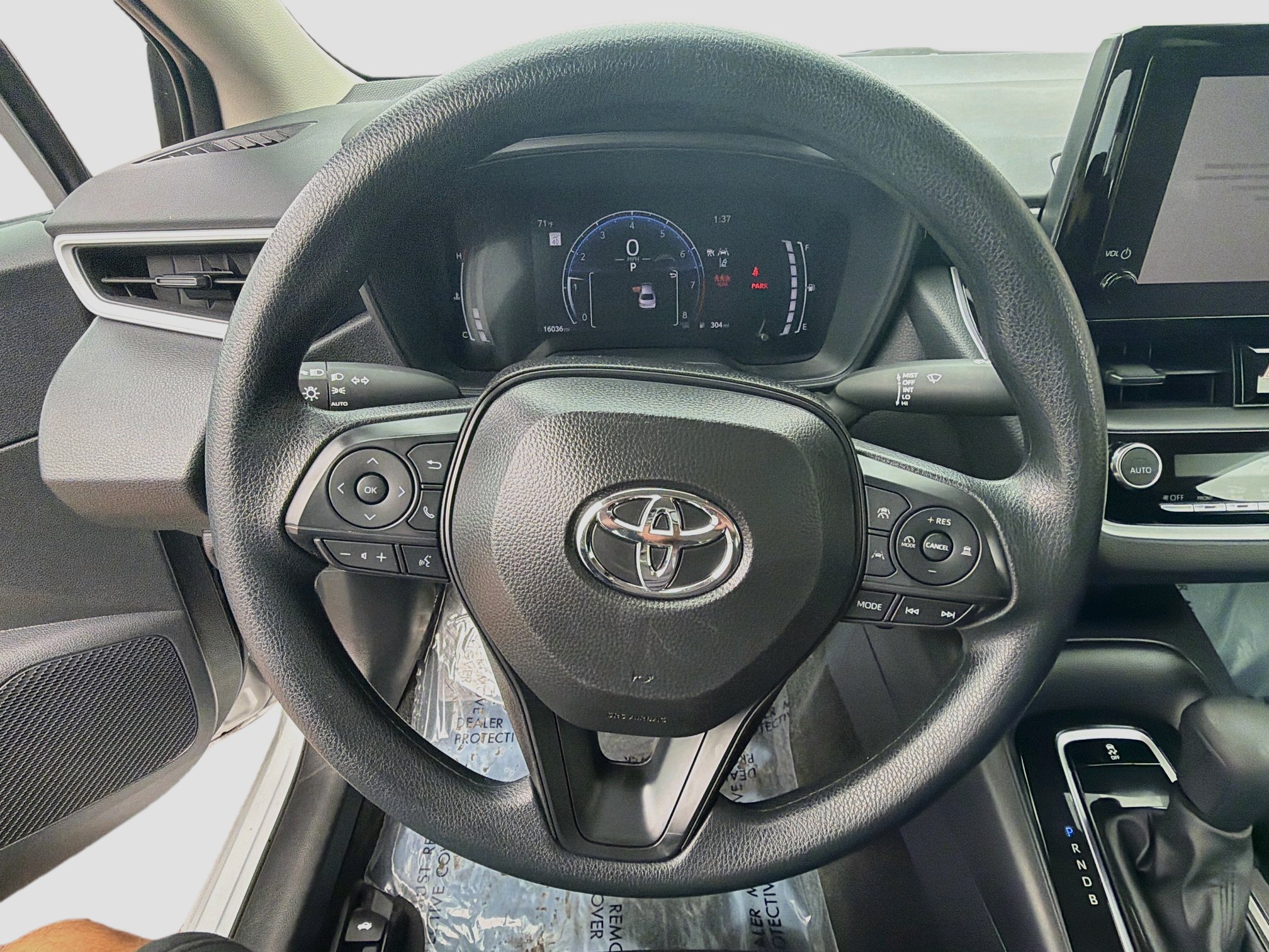 Used 2026 Toyota Corolla LE FWD image 18