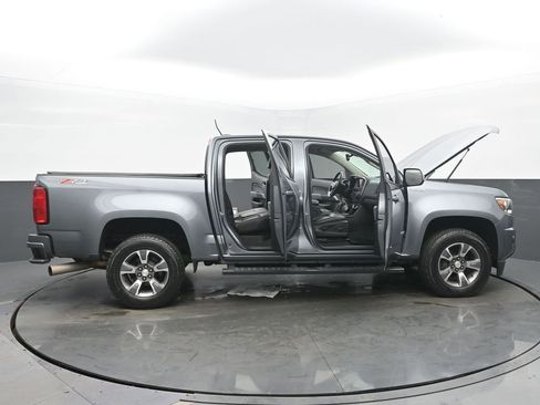 Used 2020 Chevrolet Colorado Z71 AWD/4WD image 56